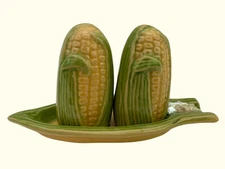 ROSEMEADE Pottery Corn Salt & Pepper SHAKERS With TRAY And Labels & Marked Exc.