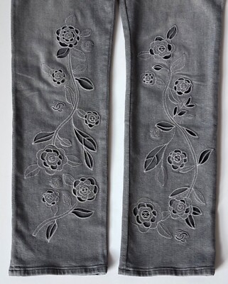 $3450 2024 24P CHANEL GRAY JEANS CC LOGO EMBROIDERED DENIM