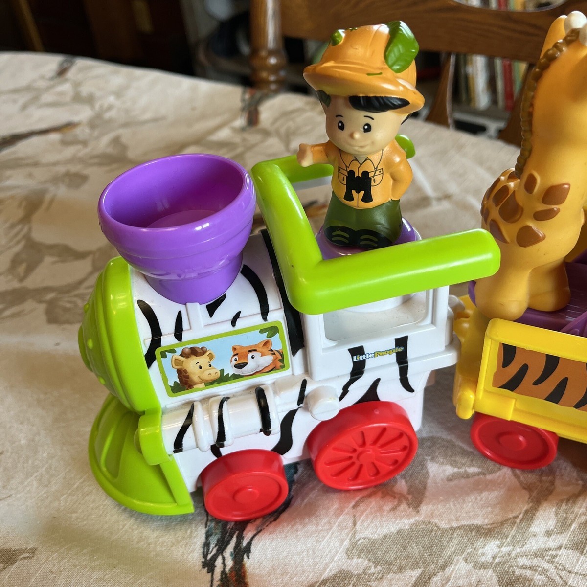 Fisher Price Little People Zoo Train - Sounds Playset with Animals