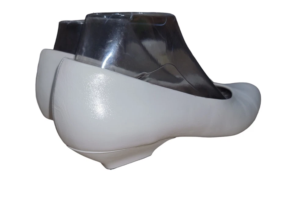 Bomba cómoda Easy Spirit vintage de cuero blanco para mujer hecha en EE. UU. talla 9,5 3A/5A Foto 4 de 4