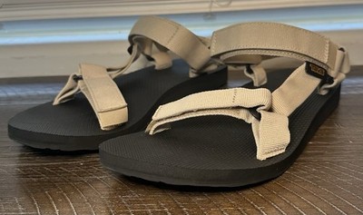 Teva Original Universal Sandal, Style#1004006, Mens Size 10 - Khaki/Tan
