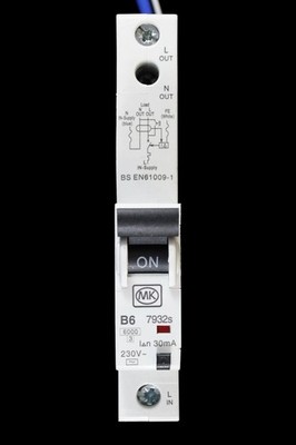 MK 6 AMP CURVE B 6kA 30mA RCBO MCB RCD TYP AC 7932s SENTRY