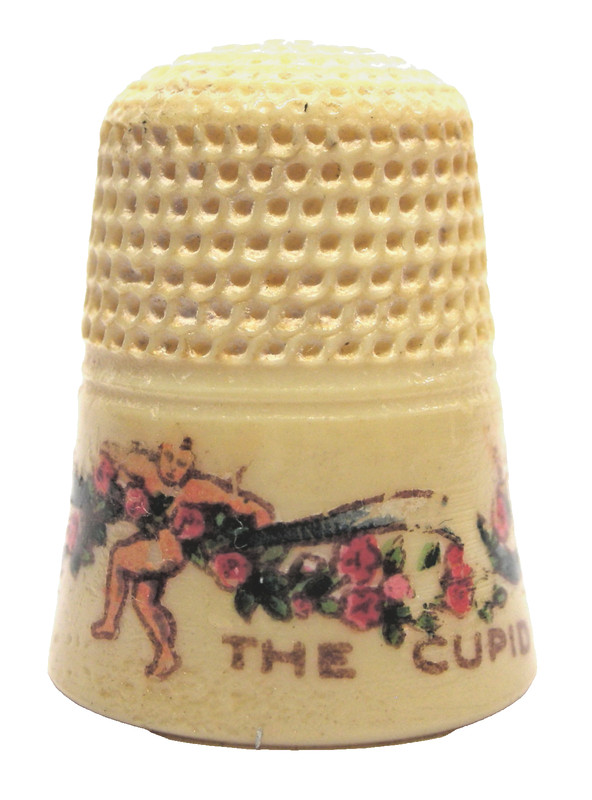 Rare & Hard to Find Charles Iles THE CUPID Celluloid Thimble  c. Early 1900's