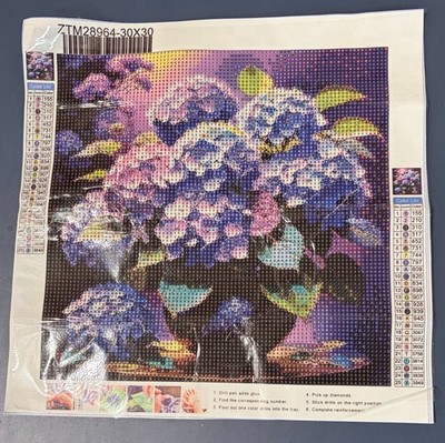 Hydrangea bouquet diamond art floral 10  x 10 