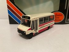 EFE 25901 Reeve Burgess Beaver Renualt Barton 1/76 Scale boxed free post