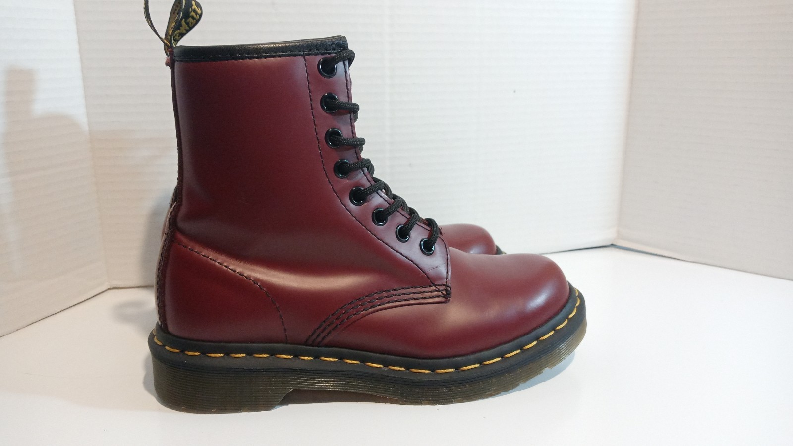 Dr Martens Boots Size US 5 Cherry Red Smooth Leather 8 Eyelet Lace Up 1460 