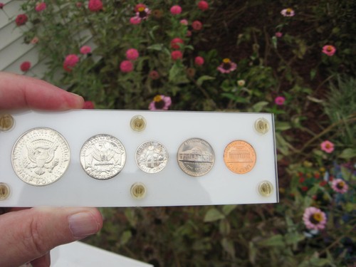 1964 US USA Coins Proof Set in Holder Kennedy Half - Picture 4 of 15