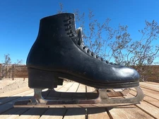 Super Teri Deluxe 570 Pro Figure Skating Ice Skates  |  9 AA  |  Select Classic