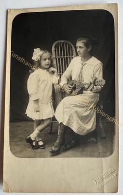 orig. Foto AK Fotografie Kind Kinder um 1935 Monastir Gitarre Musik