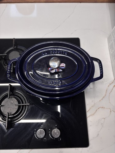 STAUB COCOTTE OVALE 27cm - 3.2L Cast Iron Dark Blue Dutch Oven Ref. #1102791 - Picture 10 of 10