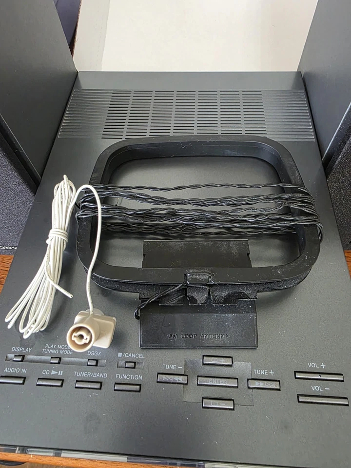 Sony HCD-CBX1 Hi Fi  Micro Stereo Receiver System CD/AM/FM/MP3 Radio - Image 4 of 4