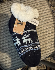 Muk Luks Women s S/M Black/White Fair Isle Reindeer Non-Slip Slipper Socks