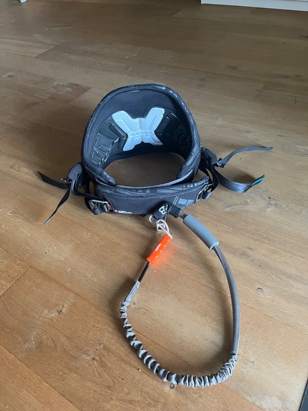 ION APEX TRAPEZ / Hüfttrapez