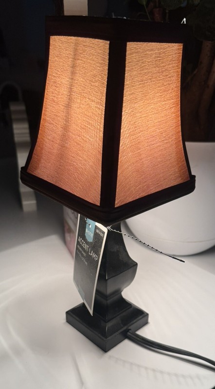 11” Tall Desktop Lamp * New With Tags