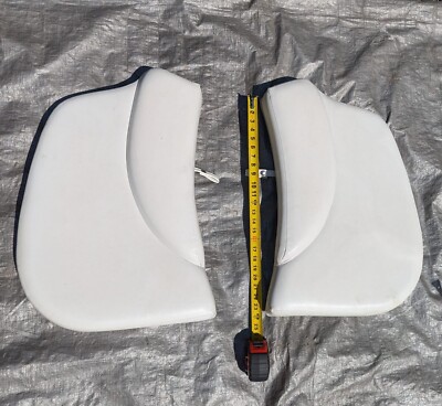 2007 Larson 180 Sport Bow Cushions White