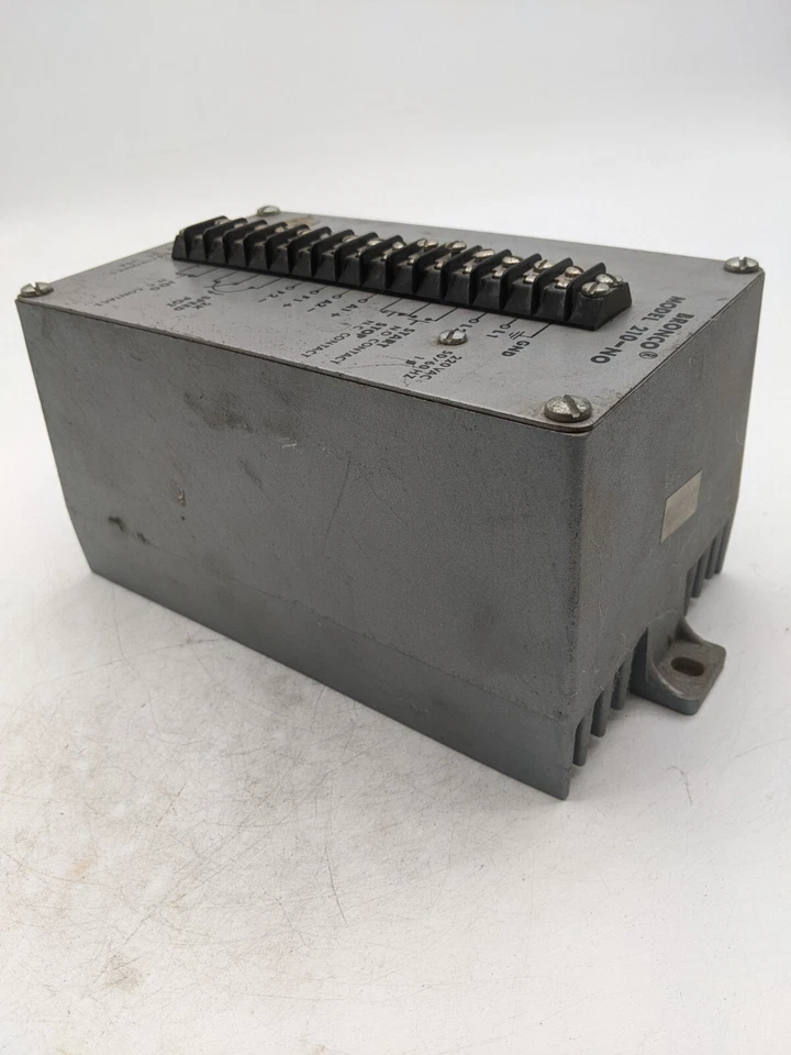 Seco Electronics 210-NO Speed Control Motor Drive Gray 220VAC 50/60Hz 1 Phase - Image 4 of 4