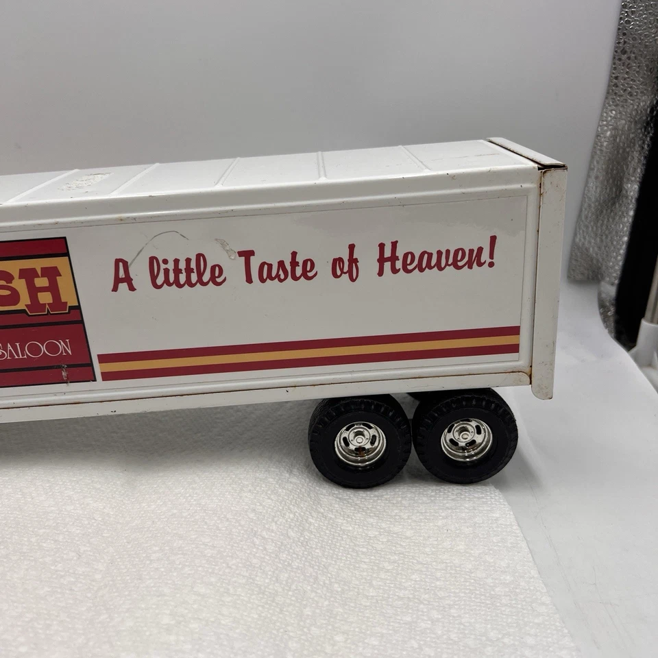 Semirremolque de juguete Peterbilt vintage ERTL Sagebrush Steakhouse & Saloon solo RARO Foto 4 de 4