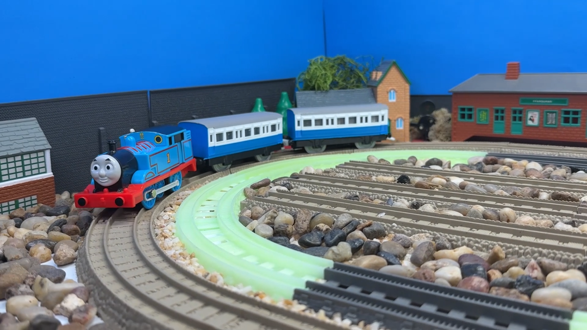 TrackMaster Plarail Deluxe Express Passenger Coach Train Custom  display picture 1