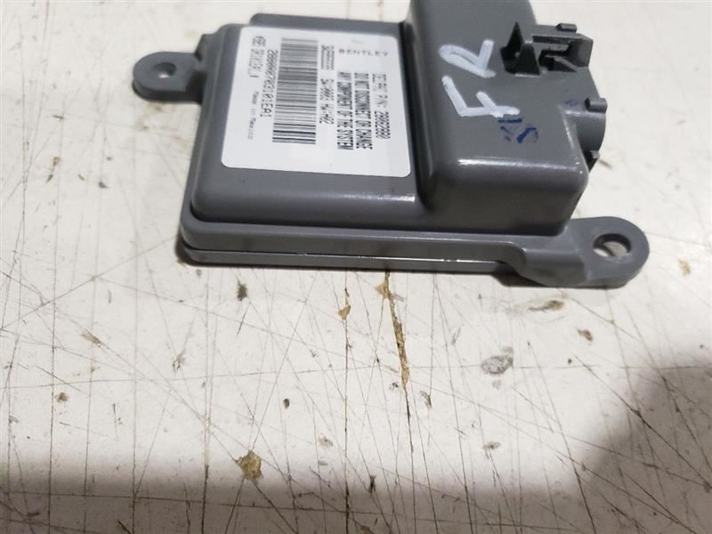 Bentley Continental Flying Spur 2006-2010 Front Right Seat with guides