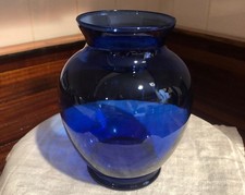 Hand-Blown Cobalt Vase/Rich, deep blue Vase 1980s