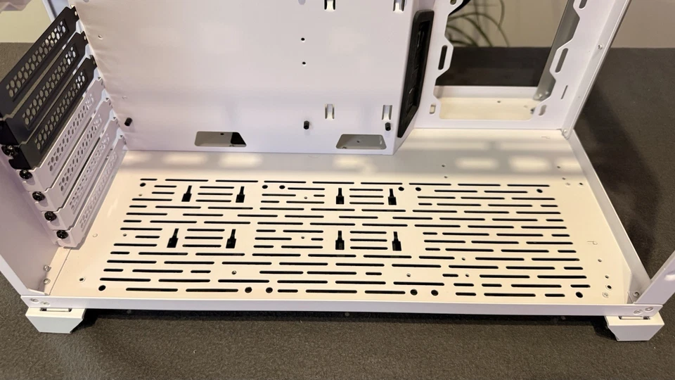 Lian Li 011 Dynamic Weiß - Bild 3 von 4