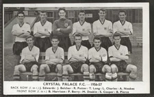 DAILY EXPRESS-FOOTBALL TEAM GROUP 1956/57 (POSTCARD)-#65- CRYSTAL PALACE