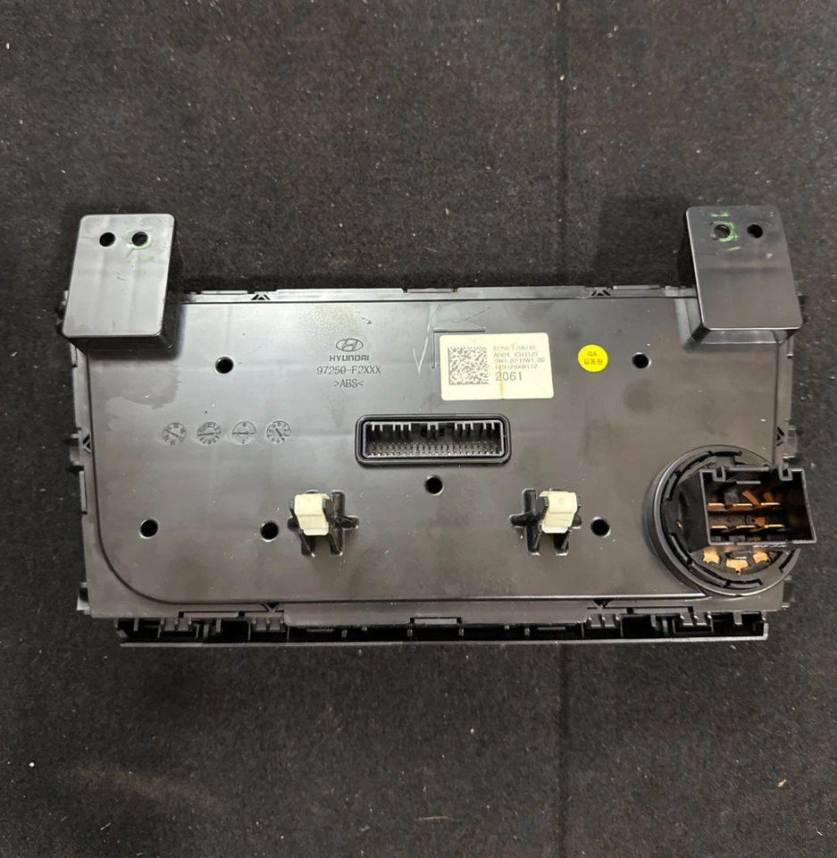2017-2018 Hyundai Elantra AC Heater Climate Control Panel OEM - Изображение 3 из 4