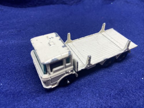 Vintage Matchbox No 58 DAF Girder Truck 1968 Lesney England - white toy truck - Picture 2 of 24