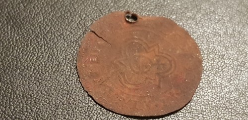 Unidentified copper Jetton 17/18 Hun.? uncleaned condition found in England L1n