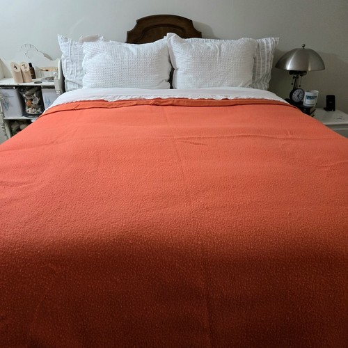 RARE VTG 100% Virgin Acrylic Blanket Orange 3" Satin Trim 72 X 88 Beautiful RARE - Picture 3 of 13