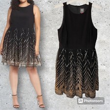 Vince Camuto Women's Cocktail Dress Size 12 Sequined Lace Sleeveless Sheath