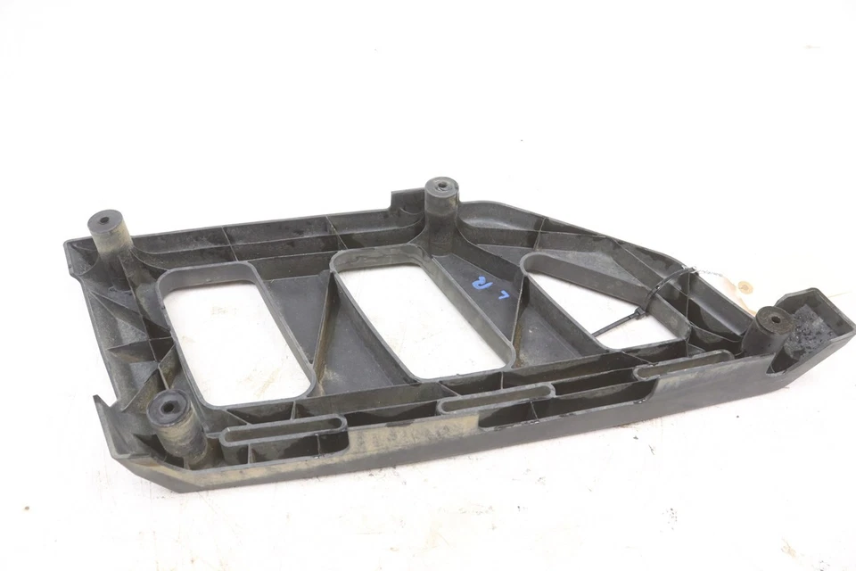 Can-Am Outlander 400 MAX 05 Rack Rear Left 705001525 52166 Foto 2 de 4