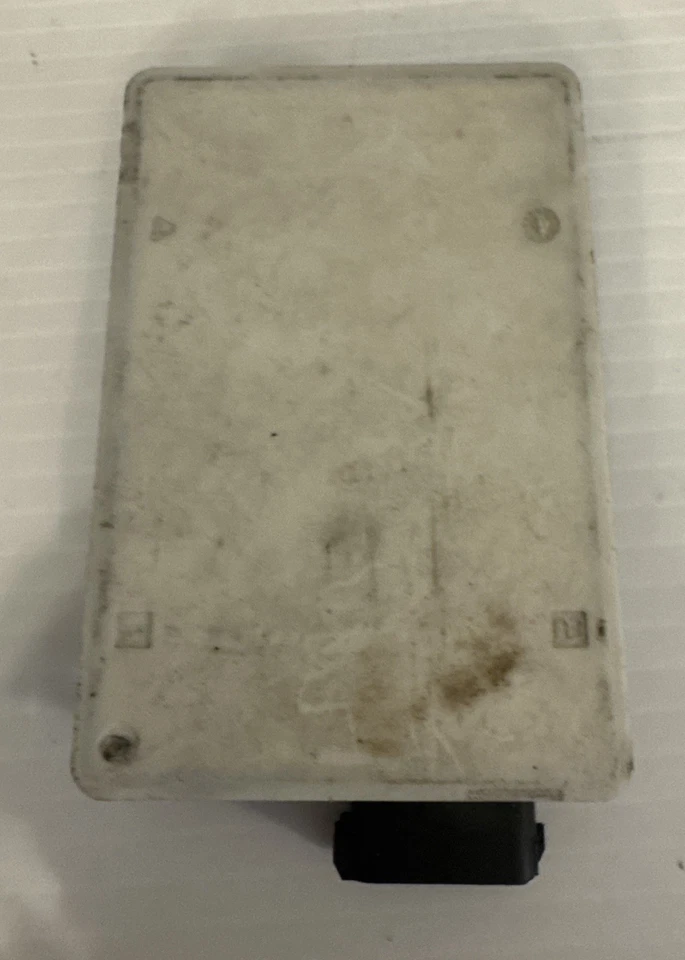 Sensor de punto ciego derecho Mercedes-Benz S65 AMG 2006-2020 000-905-84-06 OEM K0189 Foto 2 de 4