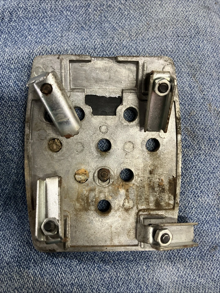 cubierta pedal freno Foto 2 de 3