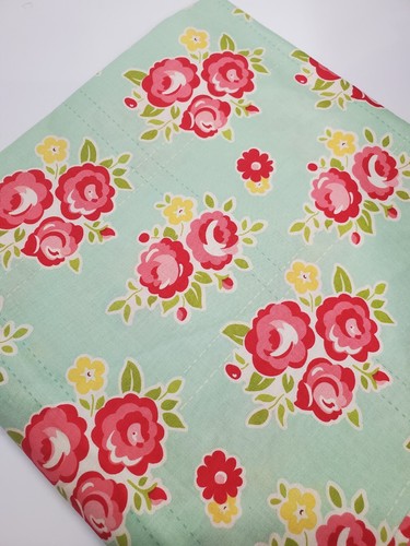 Riley Blake Fabric Sidewalks October Afternoon Retro Floral Kitschy FAT QUARTER  - Picture 1 of 2