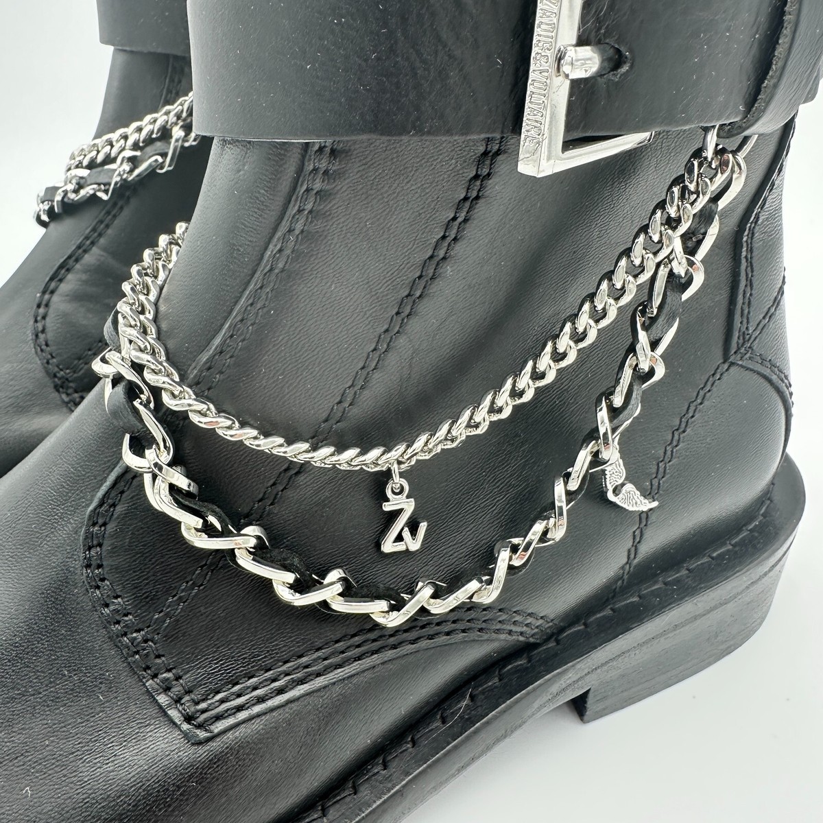 Zadig & Voltaire Boots Womans 36 Black Chain Buckle Combat Zadig & Voltaire Boots Womans 36 Black Chain Buckle Combat