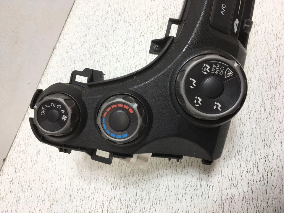 09 10 11 12 13 14 Temperature Climate AC Heat Control HONDA FIT - Image 2 of 4