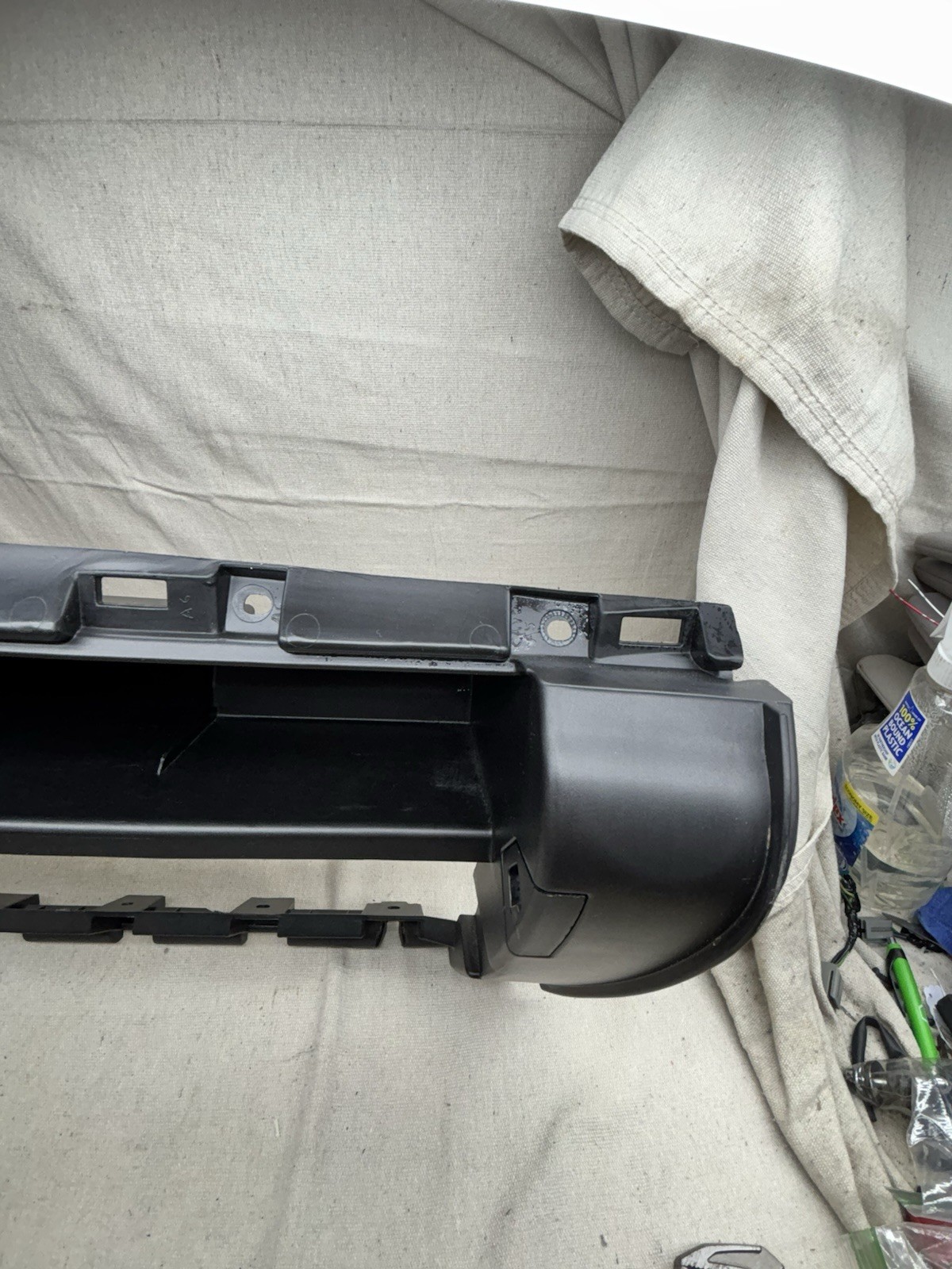 2011 - 2019 Ford Explorer Glove Box Housing Panel Trim BB53-78044B88-AB