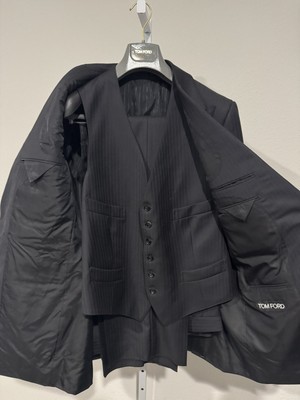 TOM FORD Windsor Fit Black 3 Piece Suit Size 42/52R Wool NWT MTO