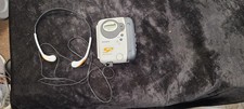 Sony Walkman WM-FS222 Cassette Player  Radio With Head Phones Tested Works