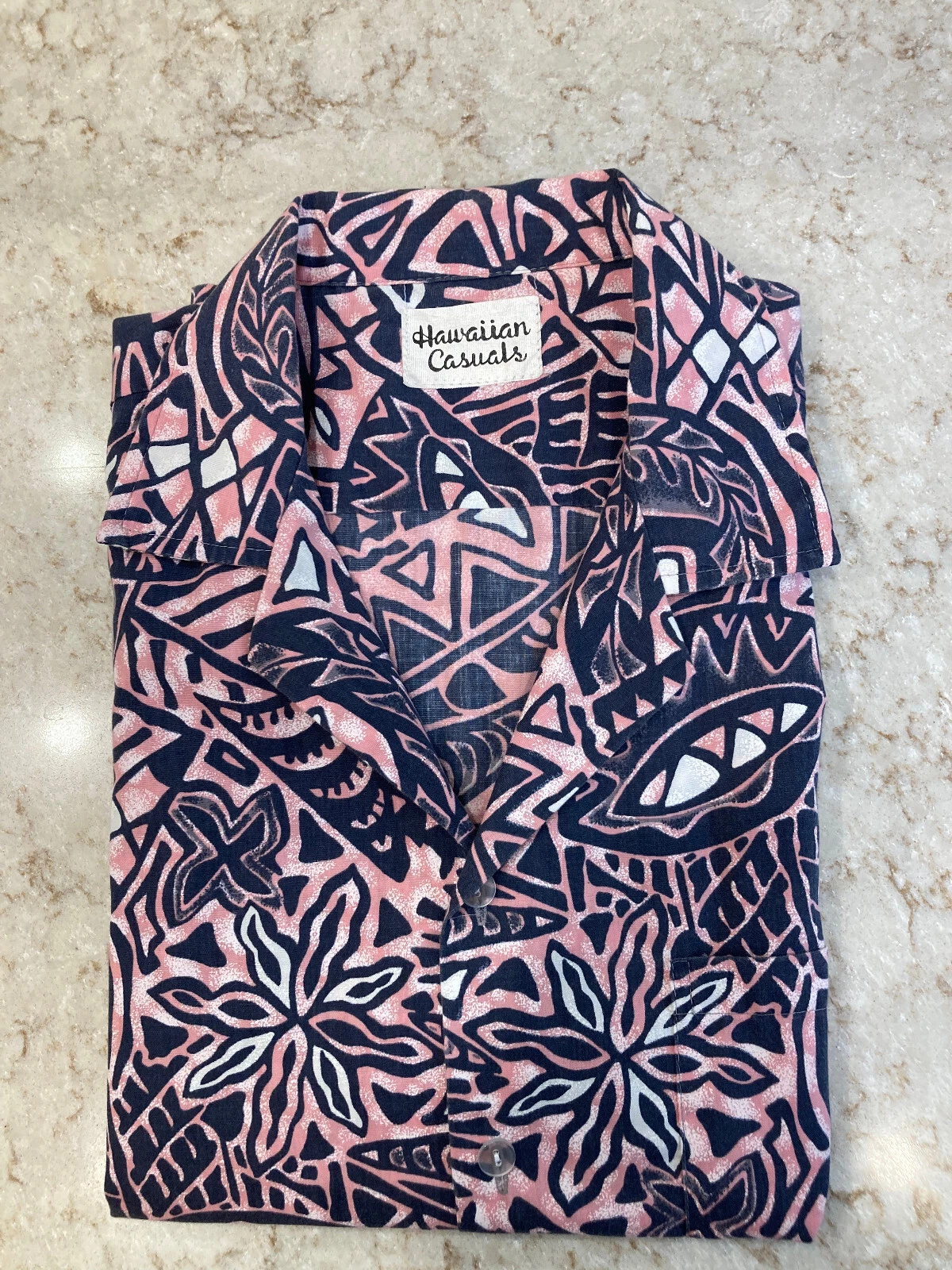 Vtg HAWAIIAN CASUALS Aloha Shirt, size Medium, pink & black abstract