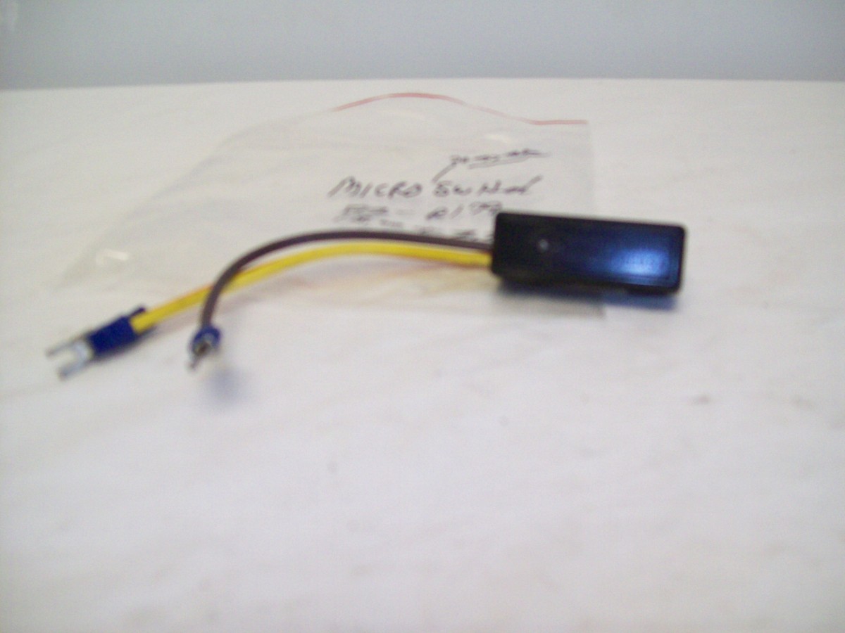 B’z 1989-kawasaki-zx-10-zx1000-b-