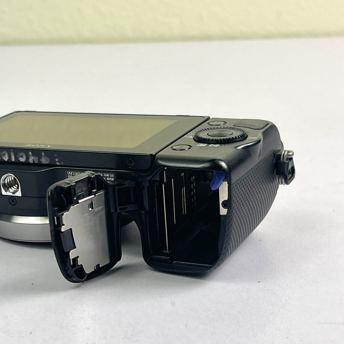 Sony Alpha NEX-5R 16.1MP Digital Camera Black (Body Only) | eBay Sony Alpha NEX-5R 16.1MP Digital Camera Black (Body Only) | eBay