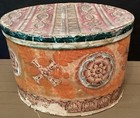 Rare Signed  Early19th C. Handmade Antique Amer. Wallpaper Bonnet/Hatbox Large — photo 6