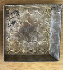 Vintage Ovenex Starburst #630-8”Square Cake Pan Brownie Baking Preowned USA