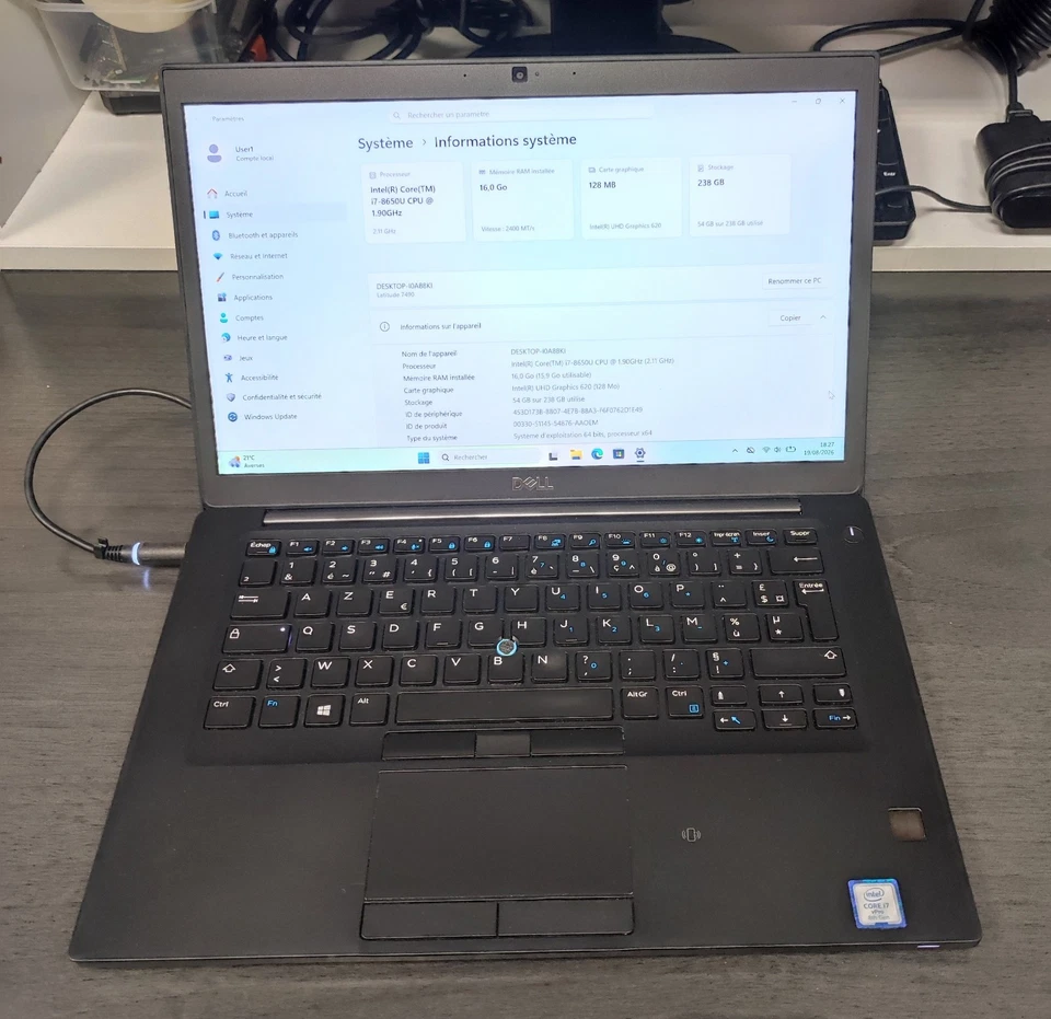 Dell Latitude 7490 · i7-8650U · 16GB · 250GB, photo 1 sur 5