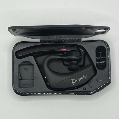 Plantronics (Poly) Voyager 5200 UC Bluetooth Headset With Charger