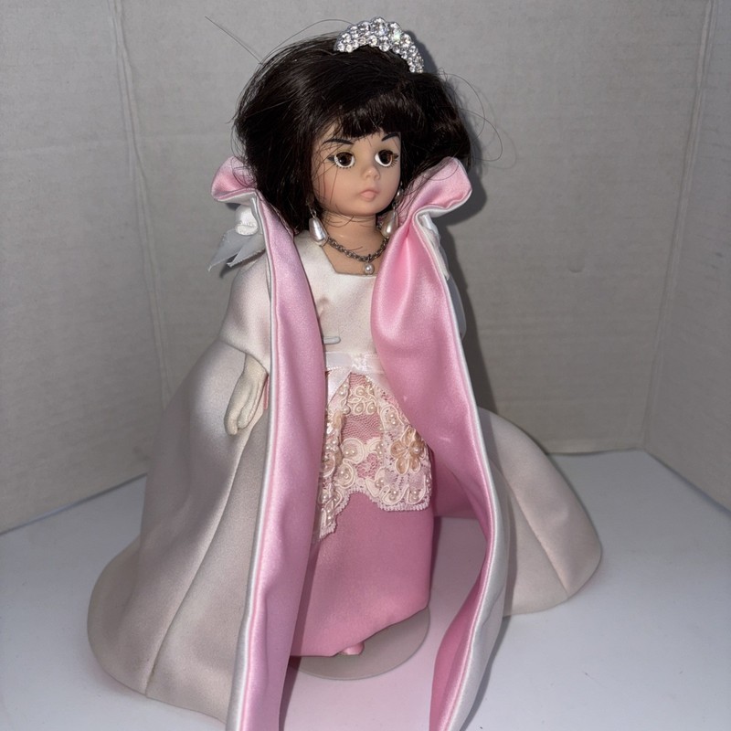 Madame Alexander’s 10” Shadow Jackie Opera Coat and Evening Dress #17470