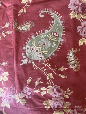 Pottery Barn FLORENCE Rust Paisley Standard Pillow Sham Pair