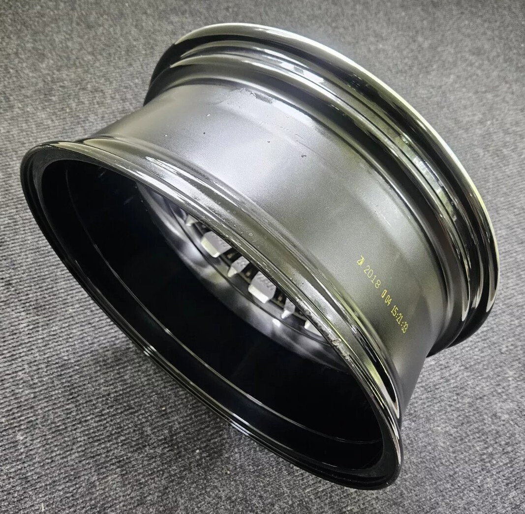 Cadillac XT5 Factory OEM 20" x 8" Wheel 2017 - 2019 Machined Hyper Silver Rim